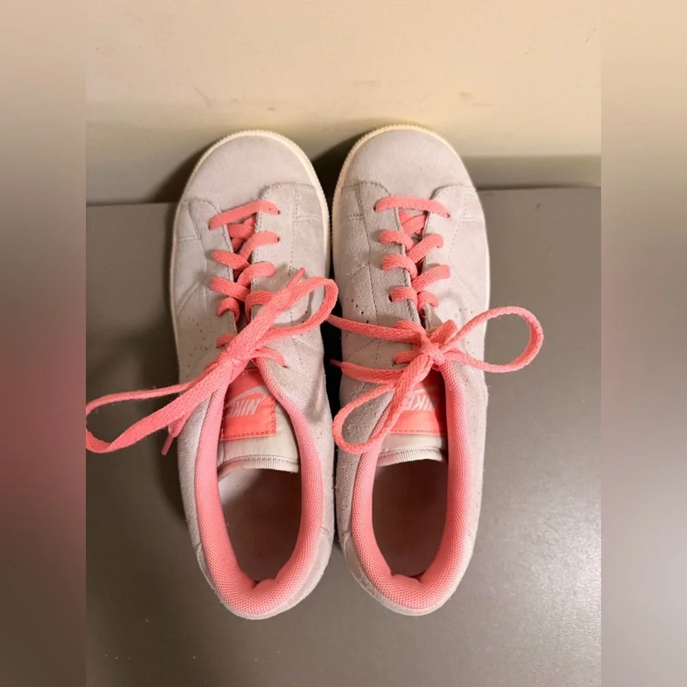 Youth Girls Nike Tennis Classic Premium Retro Sneakers Shoes